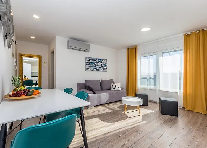 Luca Apartman Krk Town