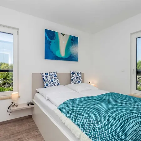 Luca Apartamento Krk Town