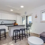 Luca Apartman *