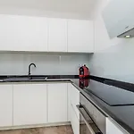 Luca Apartman